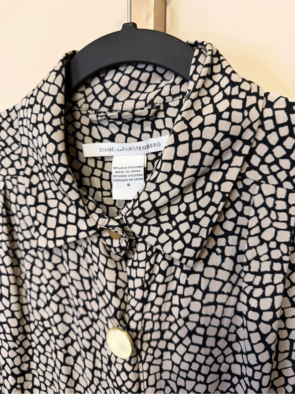 Diane Von Furstenberg Silk Black & Cream Long-Sleeve Shirt Dress - Size 6 EUC - Picture 2 of 3